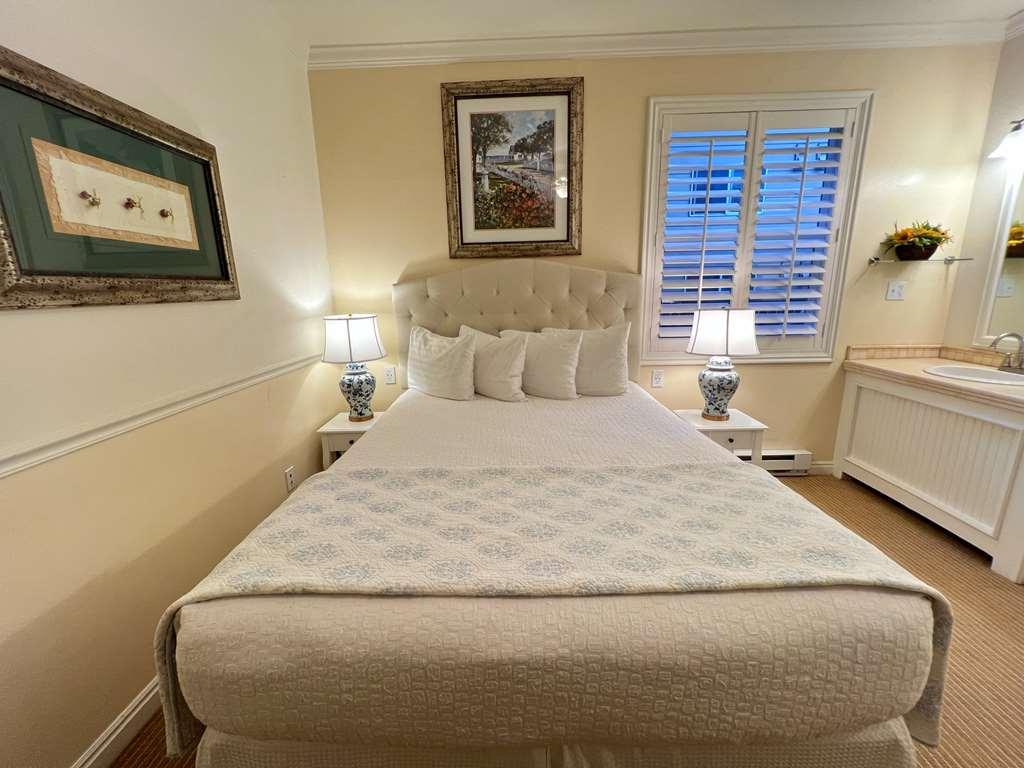 Best Western Grandma'S Feather Bed Mendenhaven Стая снимка